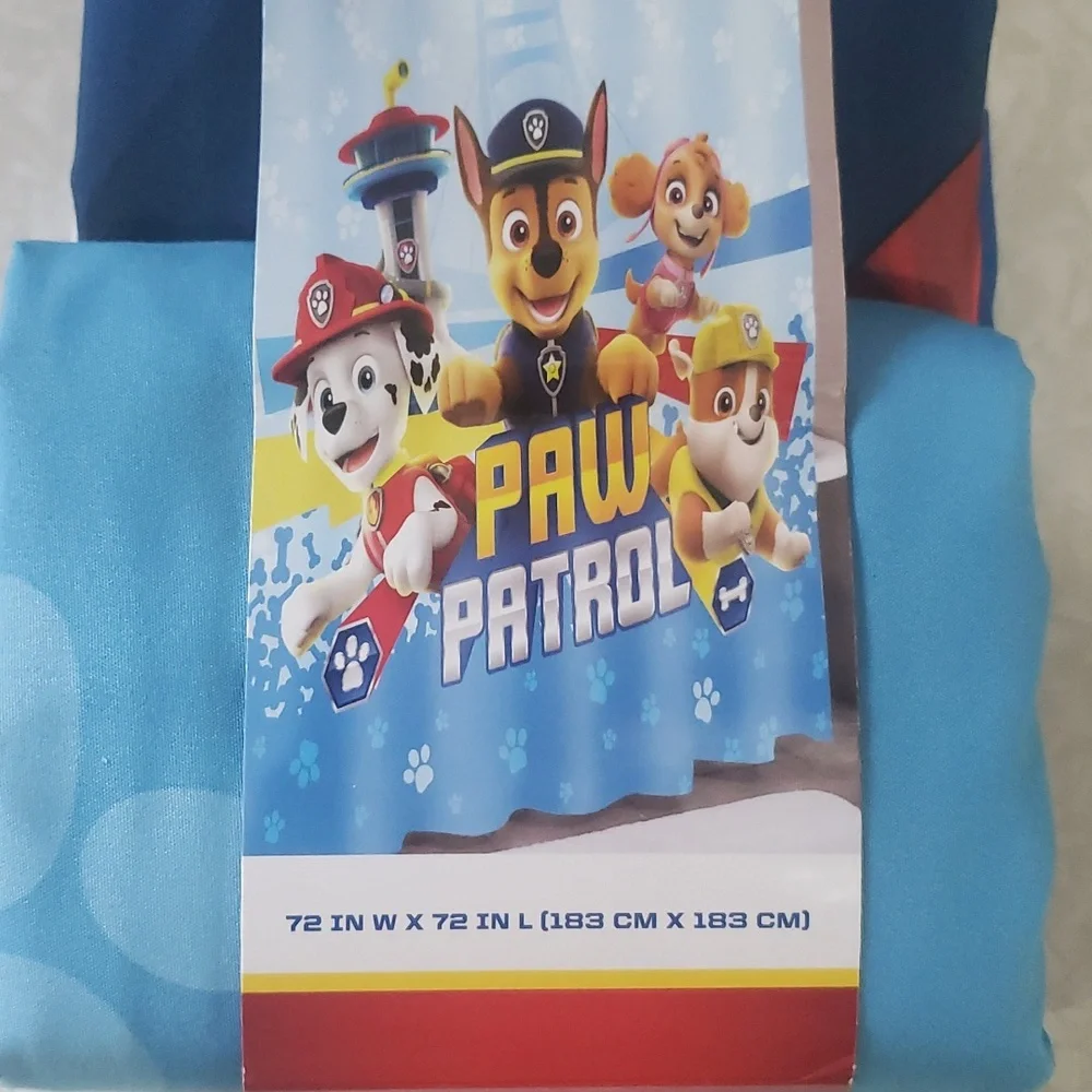 Paw patrol shower curtain Missing the hooks  New‎ never used